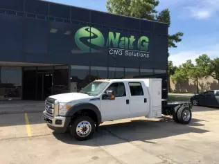 A CNG-powered Ford F-550 converted with a Landi Renzo system