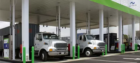 Natural gas semi-truck tractors: yay or nay?