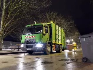 Renault D Wide CNG as a refuse truck