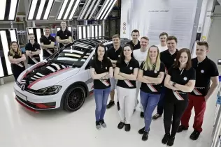 Volkswagen Golf TGI GMOTION with the apprentices who customised it