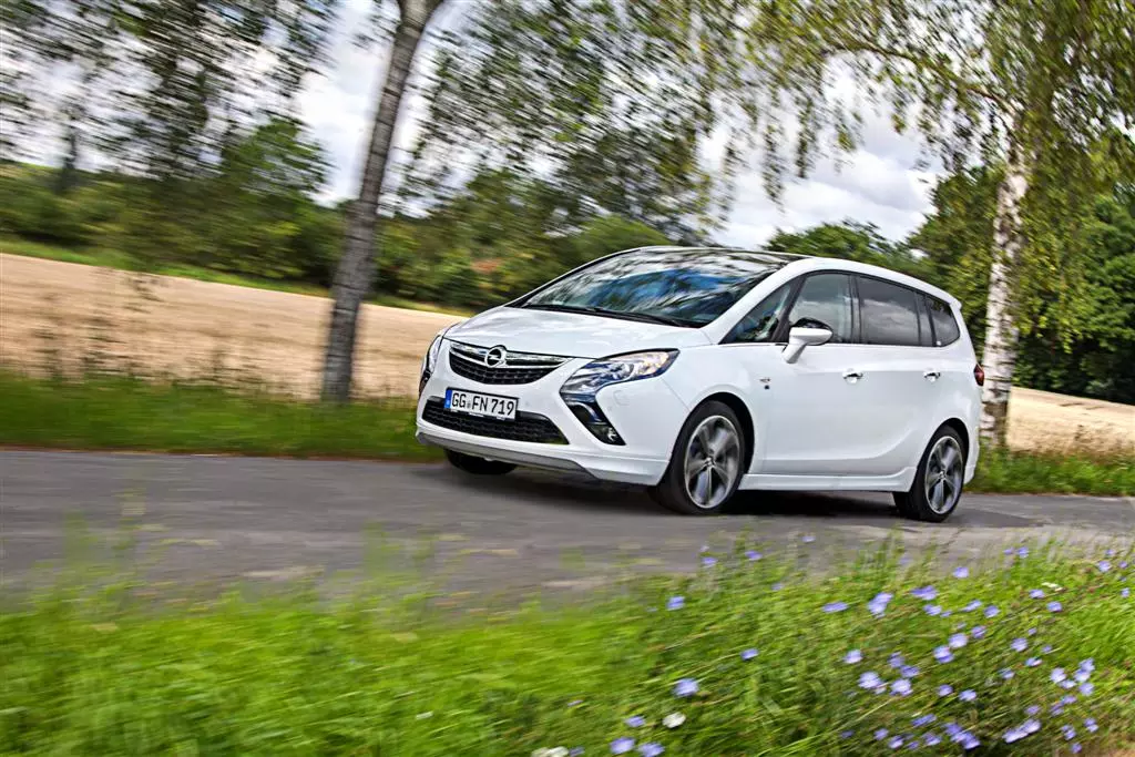 Opel introducing new CNG Zafira Tourer with 329-mile natural gas range,  lower fuel consumption - Green Car Congress