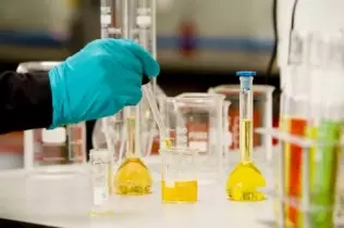 Composing engine oil in a laboratory