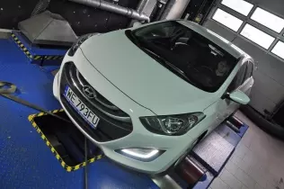 Hyundai i30 ecoLPG - at the dyno testbench