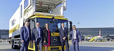 Mercedes Econic NGT goes Viennese