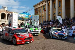 The top three teams of the Rally Due Valli